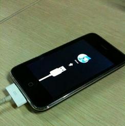 iPhone4s出現白蘋果了怎么辦? 4S白蘋果修復教程