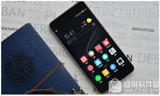 Ŭz11mini s nubia z11mini sô2