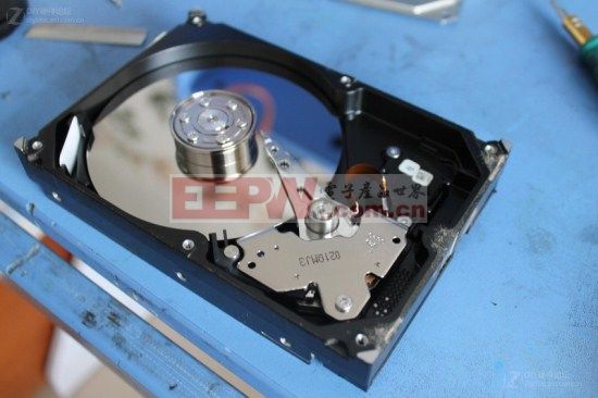 英特尔celeron g1840 2.80ghz_英特尔cpu配amd显卡_英特尔 celeron e1500配什么显卡