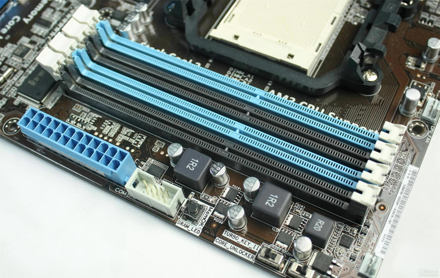 ̨ʽ cpu b75-d3v_Կӿ_9600gsoԿdviӿʲô