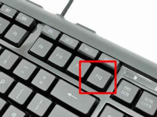Ӣ